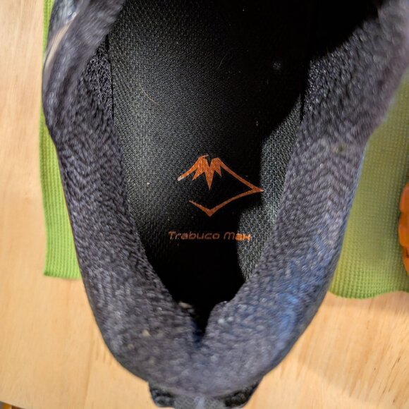 ASICS Trabuco MAX men's size 9 black shocking orange trail running shoes - Picture 9 of 11